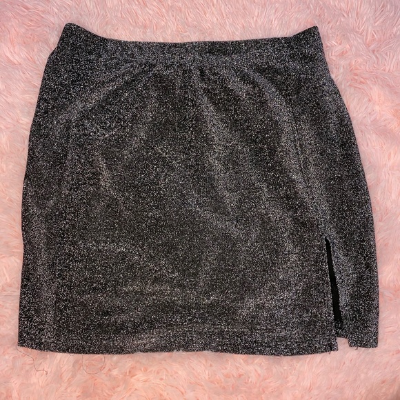 Diamanté skirt - Picture 2 of 3
